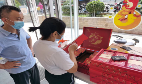 未來(lái)路市場(chǎng)監(jiān)督管理所關(guān)于開(kāi)展月餅市場(chǎng)專項(xiàng)檢查22.8.24(1)(1)325
