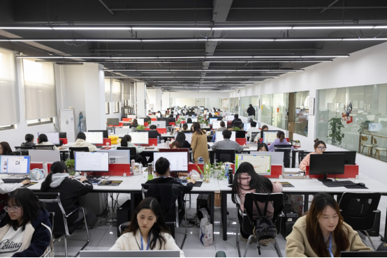 從夫妻店到員工800人，傳統(tǒng)家紡企業(yè)如何在抖音電商乘風破浪1265