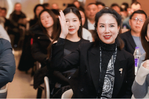 阿五合作伙伴會議圓滿召開，聽聽他們都講了啥？2002
