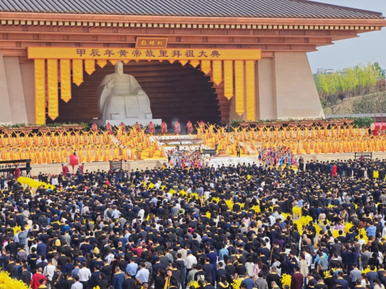 （配圖）尋根拜祖后，他們來阿五品新豫菜解鄉(xiāng)愁160