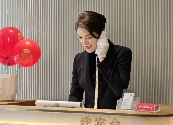 向上生長 她在客戶服務中找到“人生價值”（配圖）129