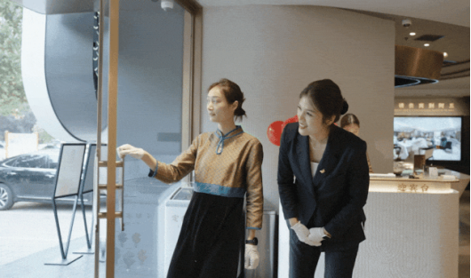 向上生長 她在客戶服務中找到“人生價值”（配圖）315