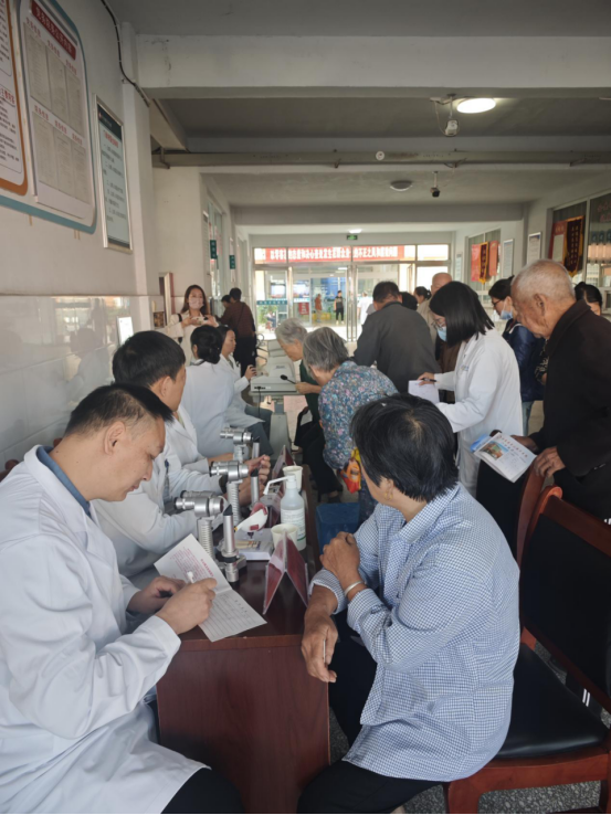 鄭州普瑞眼科“光明行”公益走進博愛縣協助開展“送健康進老區”活動798