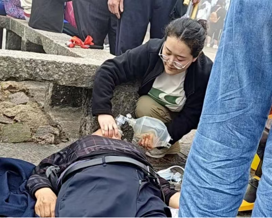 旅游回來還沒上班，表揚信先到了723